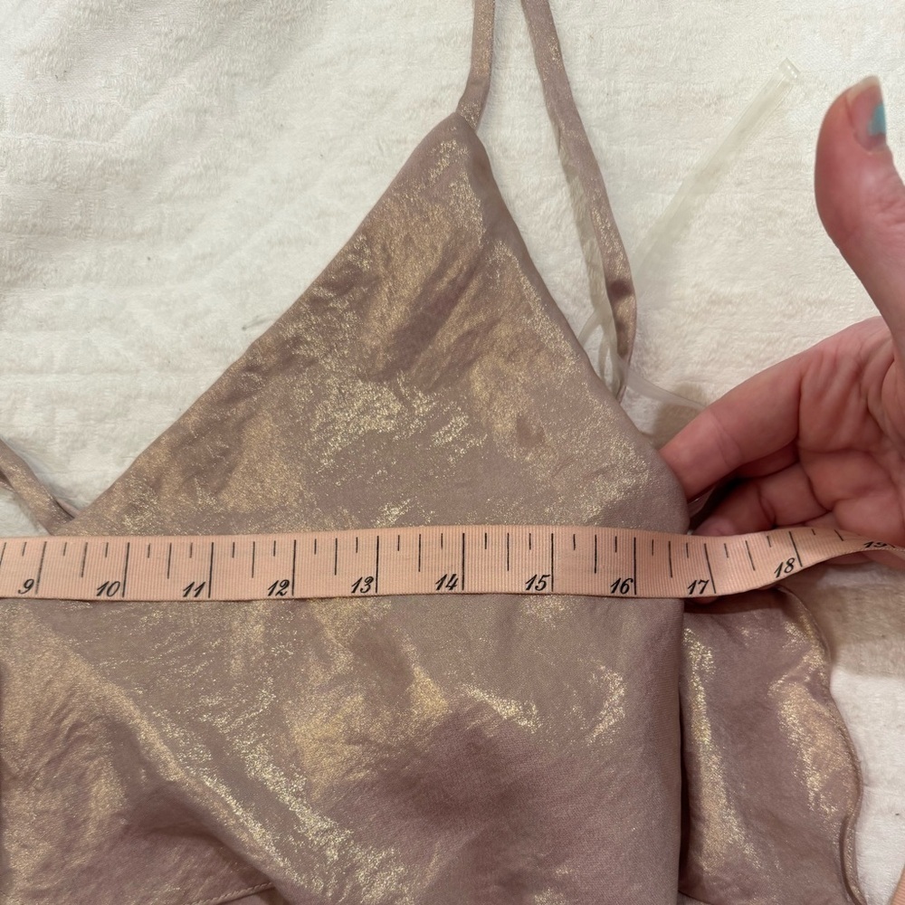 Nouvelle AMSALE Crushed Satin Popover Halter Gown gold elegant maxi - Picture 9 of 11
